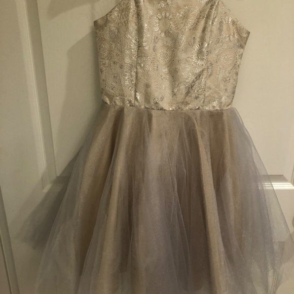 Un Deux Trois Special Occasion Party Dress GIRLS SIZE 12  BRAND NEW WITH TAG - Picture 4 of 6